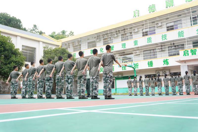 启德励志教育学校 展现不一样的自我