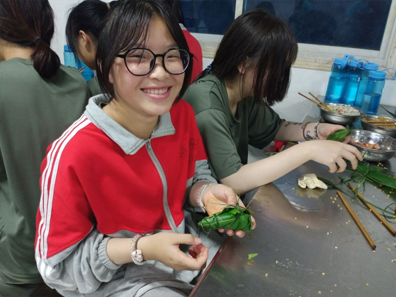 苗启德端午节相关活动