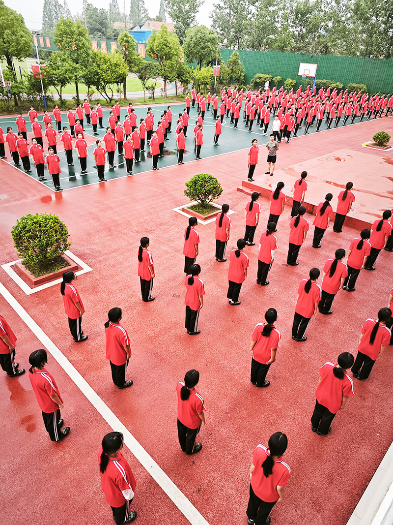 青春期孩子厌学行为的常见误区及纠正方法